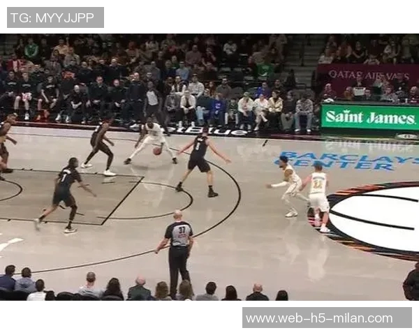 普理查德谈布朗缺阵时球队决策的重要性与比赛掌控能力